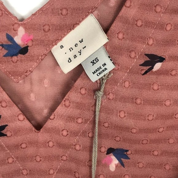 A New Day Women's V~Neck Swiss Dot Nude Rose Cami - Picture 2 of 5